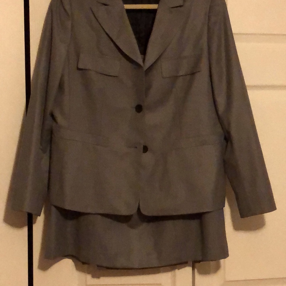 Light, professional, long sleeve suit